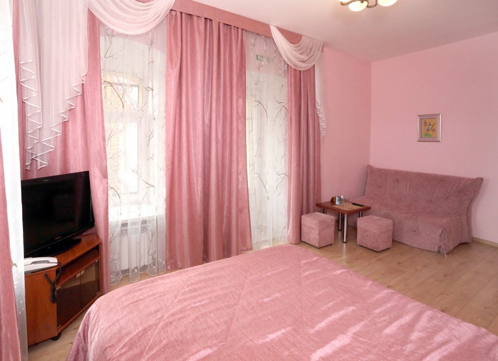 Гостевой дом На Пристанской Киров-81