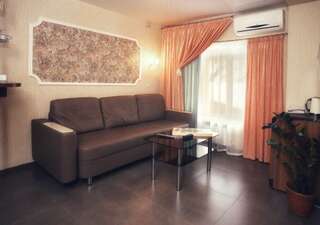 Гостевой дом На Пристанской Киров Люкс с сауной-4