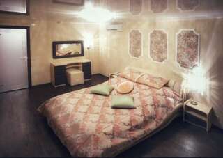 Гостевой дом На Пристанской Киров Люкс с сауной-1