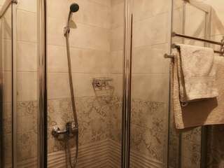 Гостевой дом На Пристанской Киров Улучшенный номер-студия-8