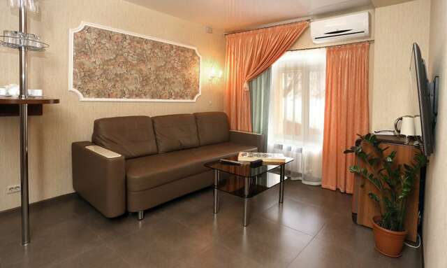 Гостевой дом На Пристанской Киров-19